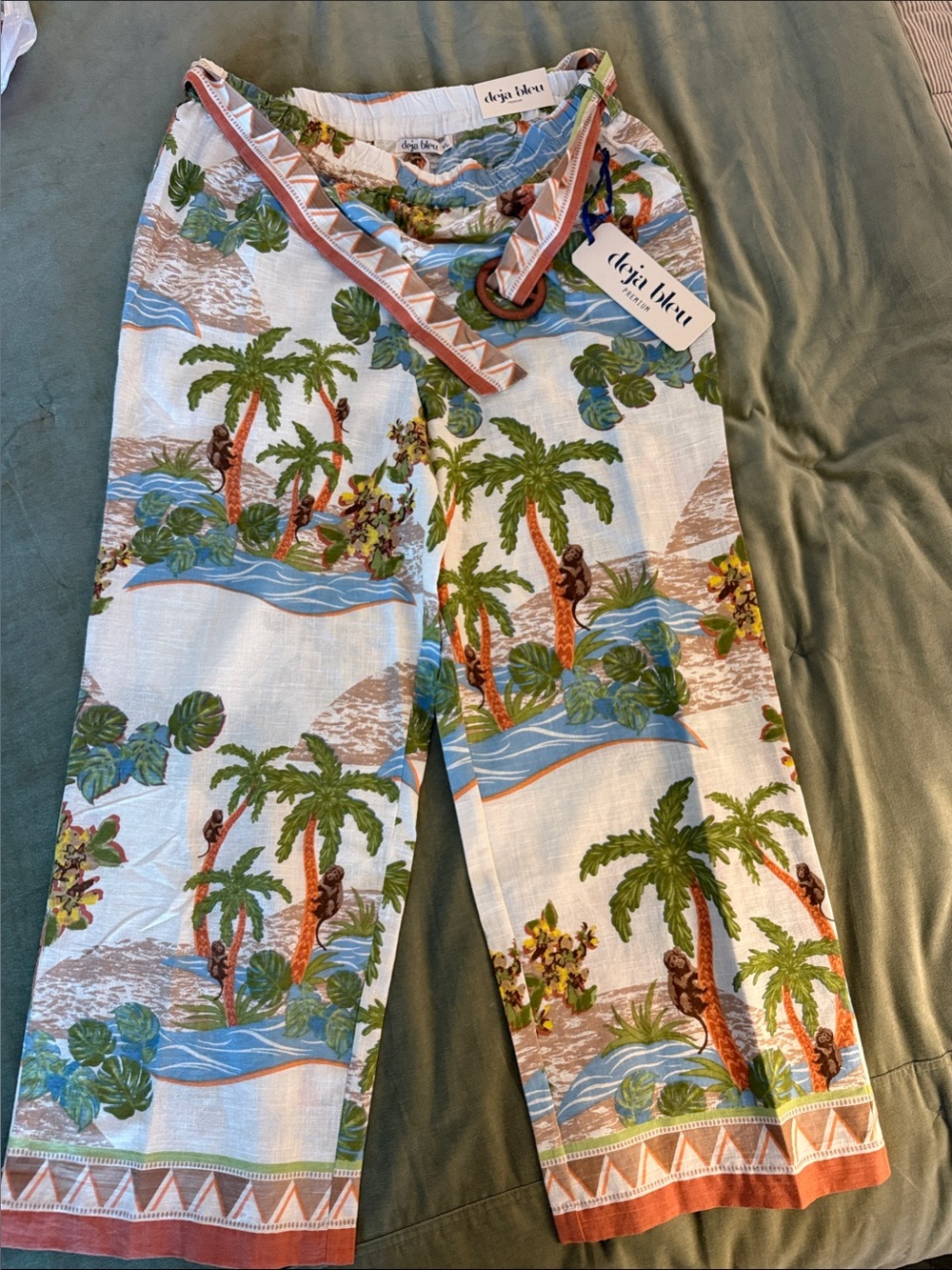 Deja BleuWomen's Tropical Pull-On Pants - White & Green Palm